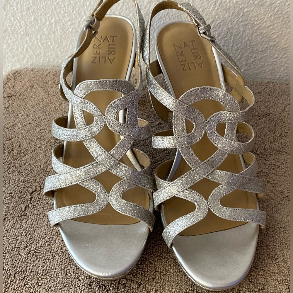 Dressy Woman's Naturalizer's Shoes Size 10